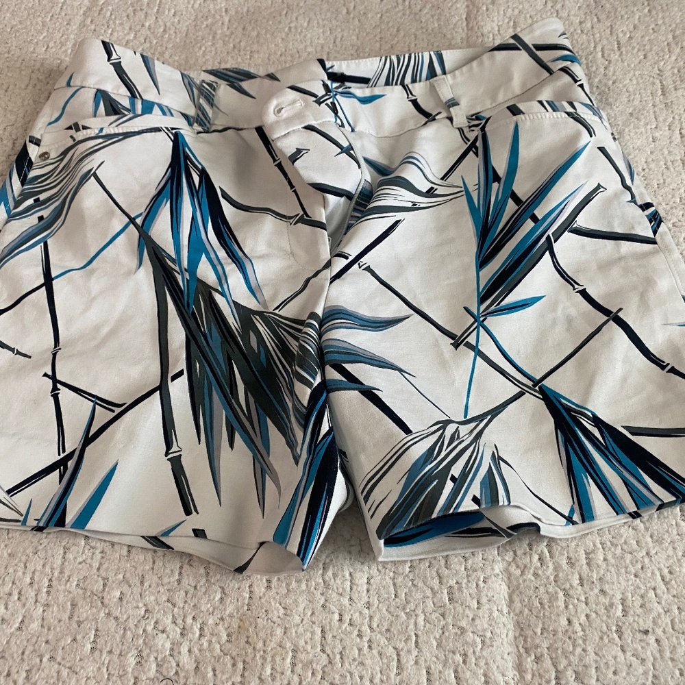 WHBM TROPICAL SHORTS